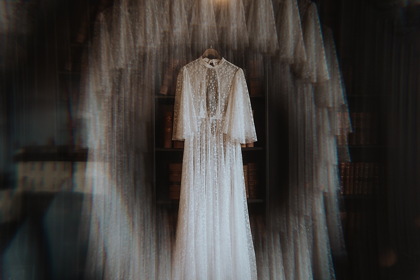 flossy & dossy, vintage lace wedding dress