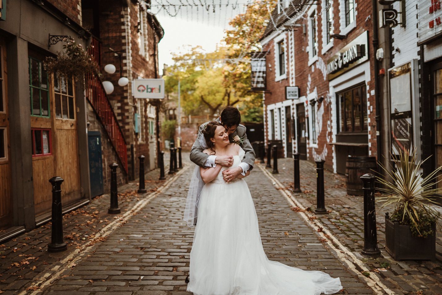 glasgow ashton lane bride groom portraits on cobbled street