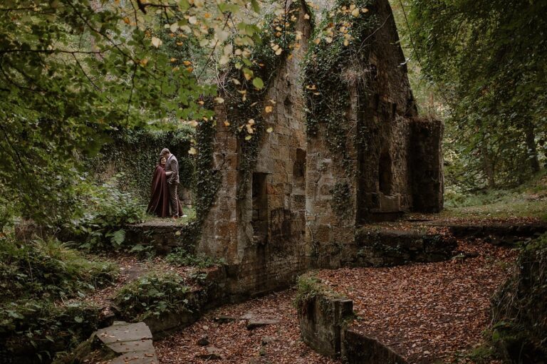 roslin glen fairytale woodland rosslyn chapel agnostic elopement ceremony