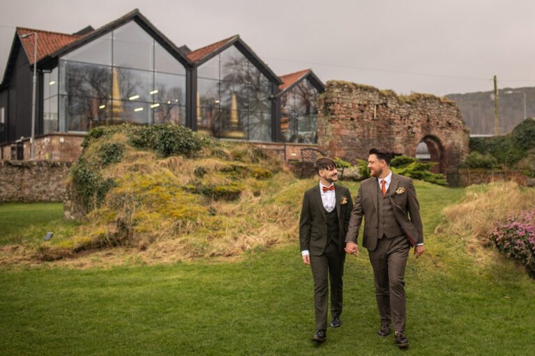 TWEED SUITS + WHISKY – A LINDORES ABBEY DISTILLERY WEDDING
